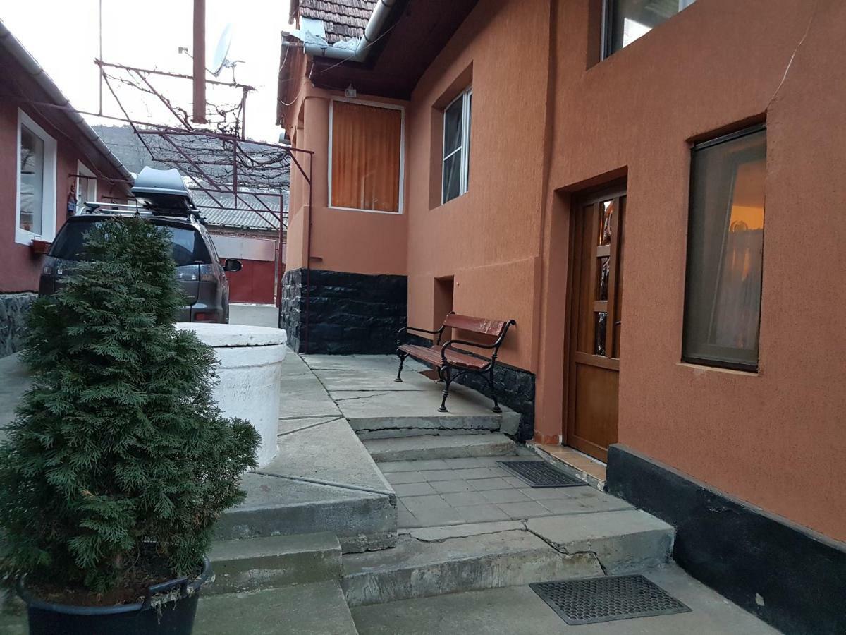 Casa De Oaspeti Morii 22 Malancrav Exteriör bild